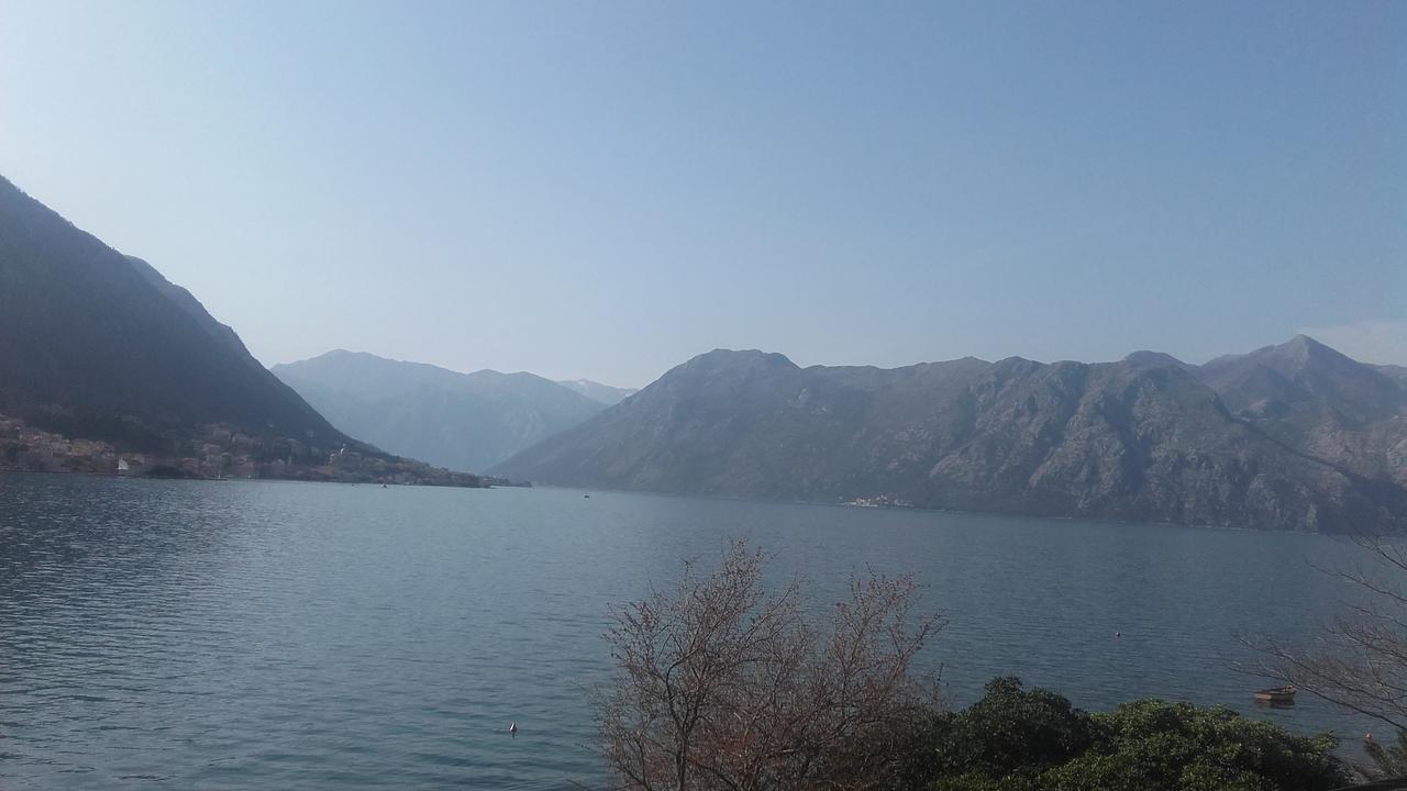 Melodia Del Mare 2 Daire Kotor Dış mekan fotoğraf