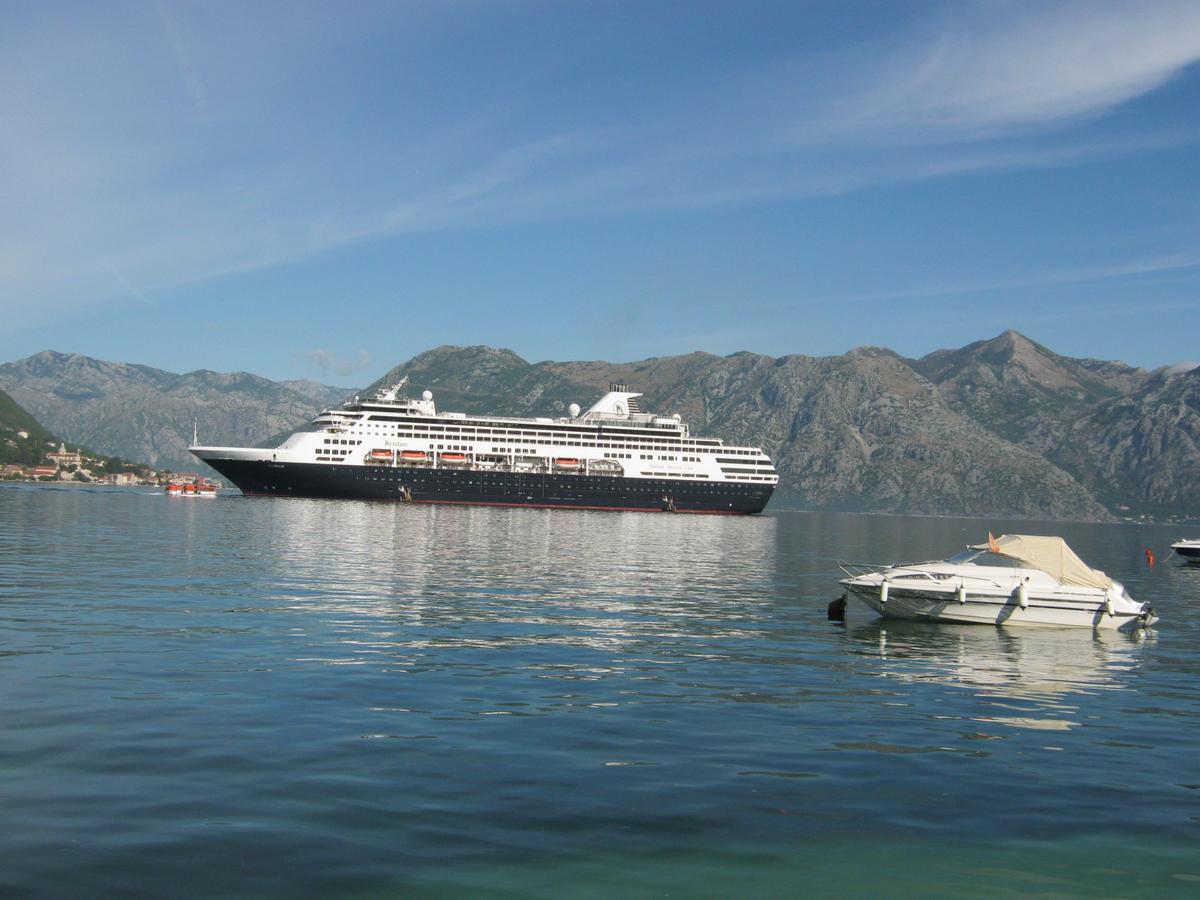 Melodia Del Mare 2 Daire Kotor Dış mekan fotoğraf